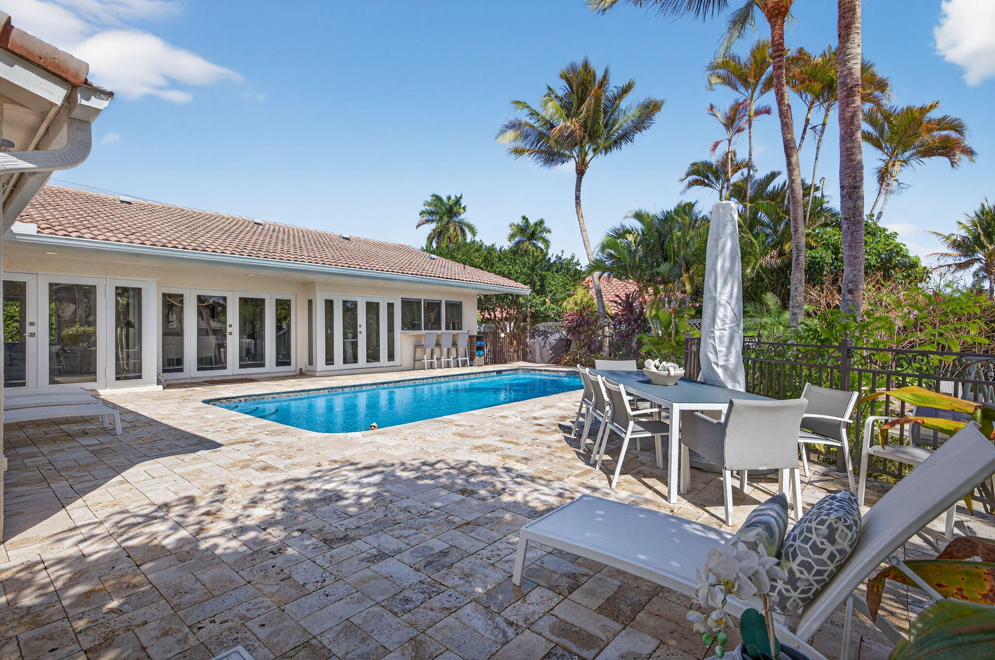 2760 NE 55th Street