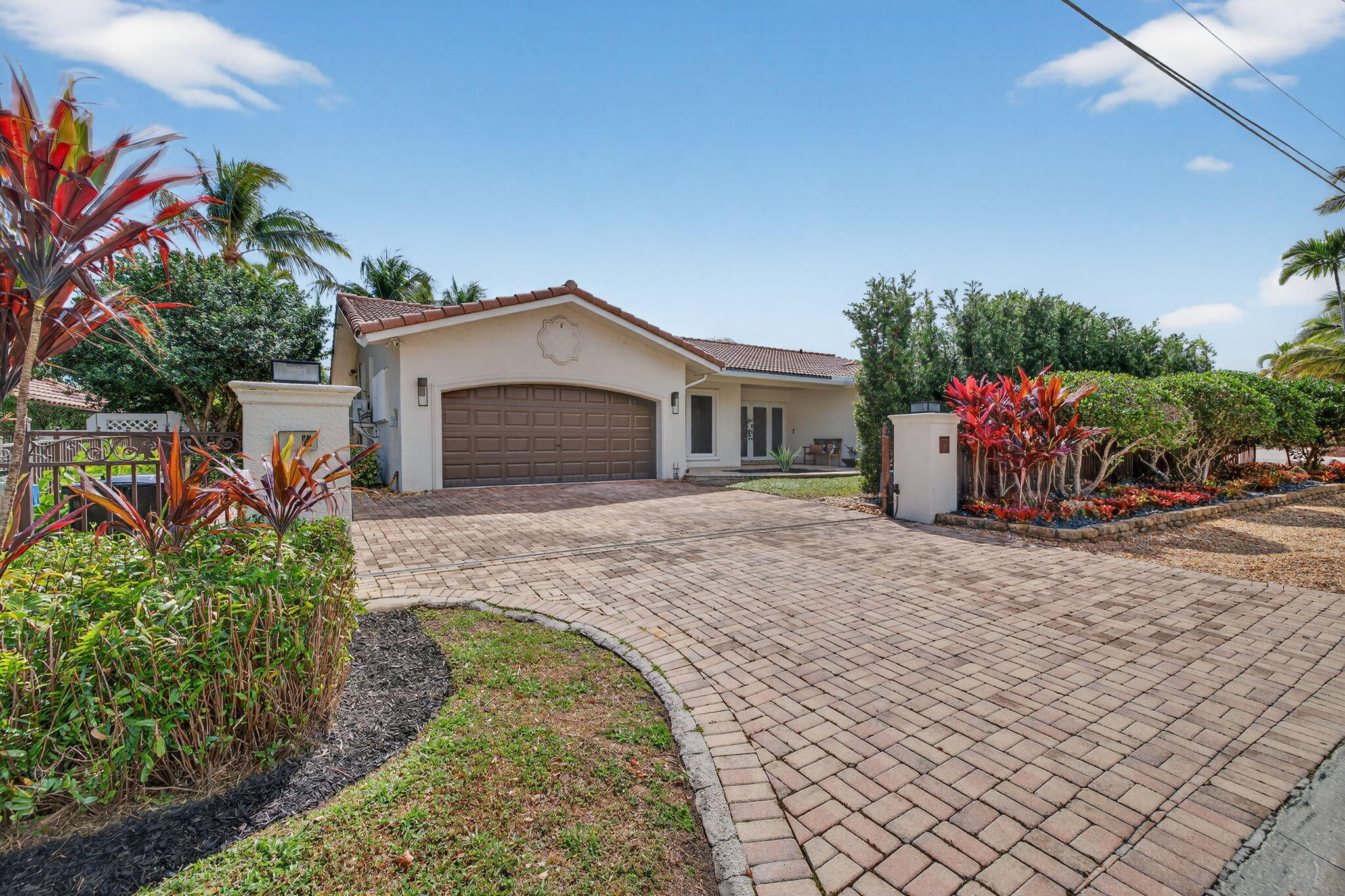 2760 NE 55th Street