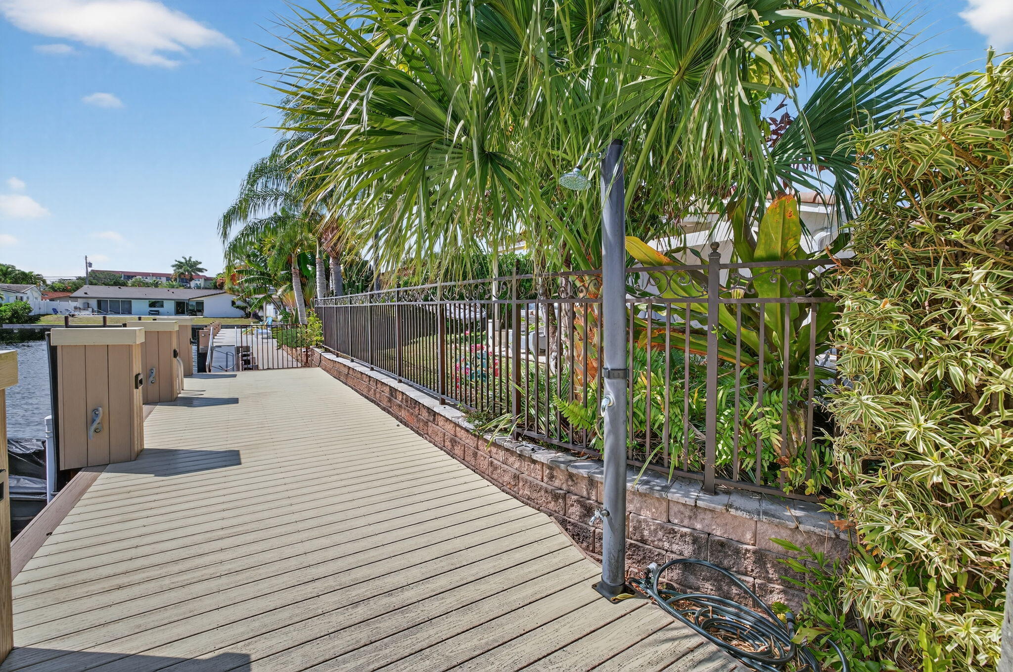 2760 NE 55th Street