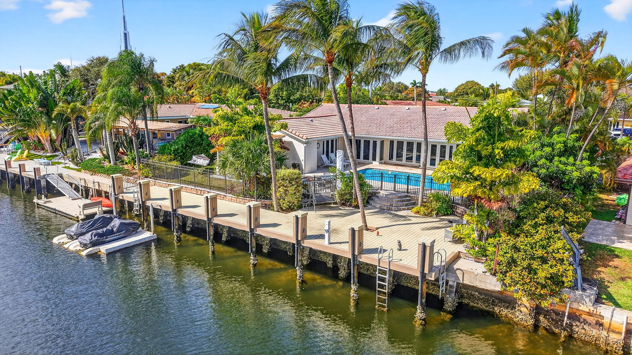 2760 NE 55th Street