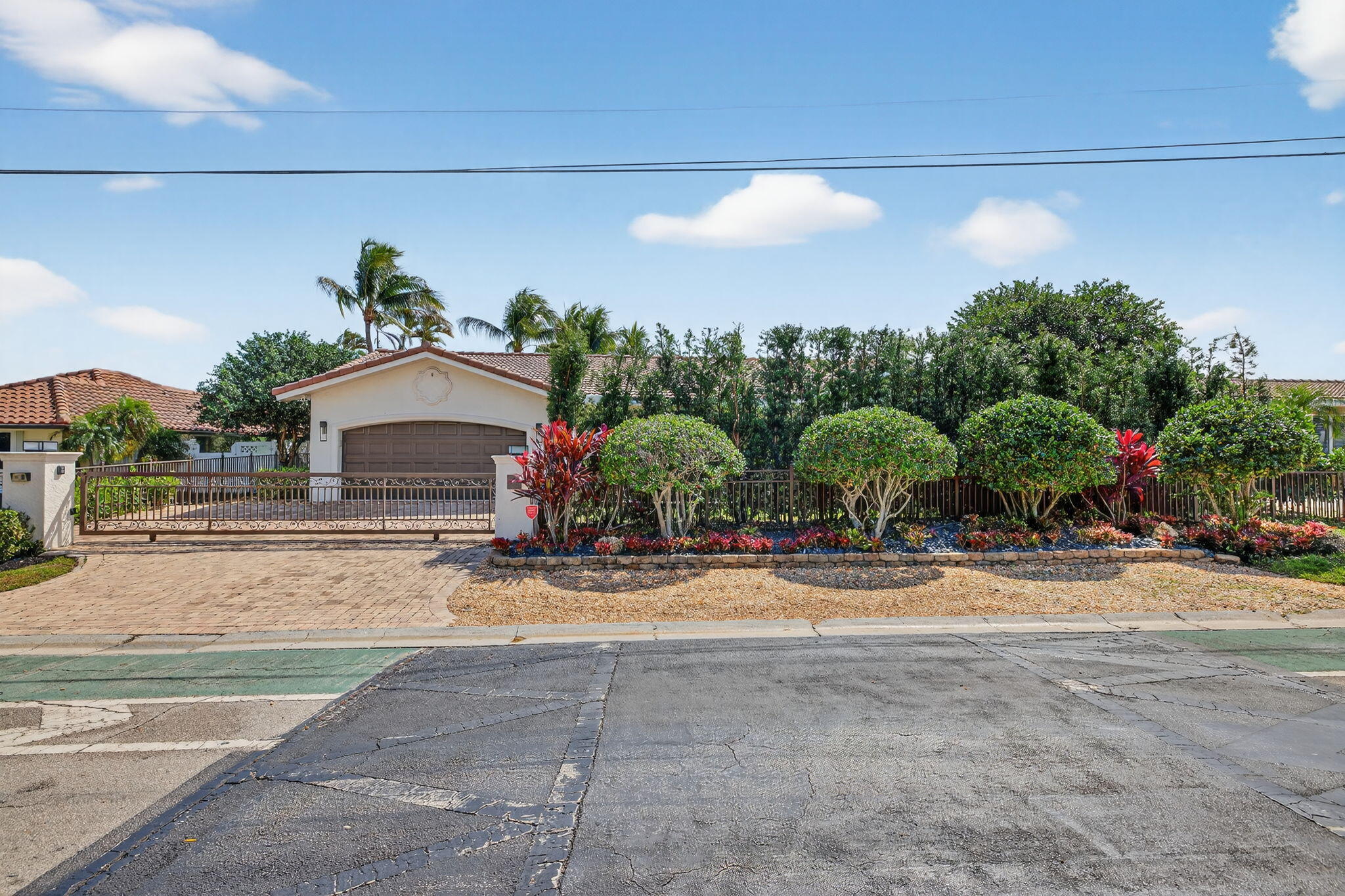 2760 NE 55th Street