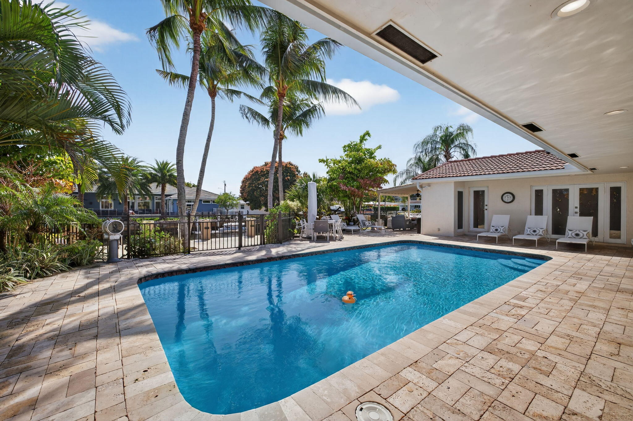 2760 NE 55th Street