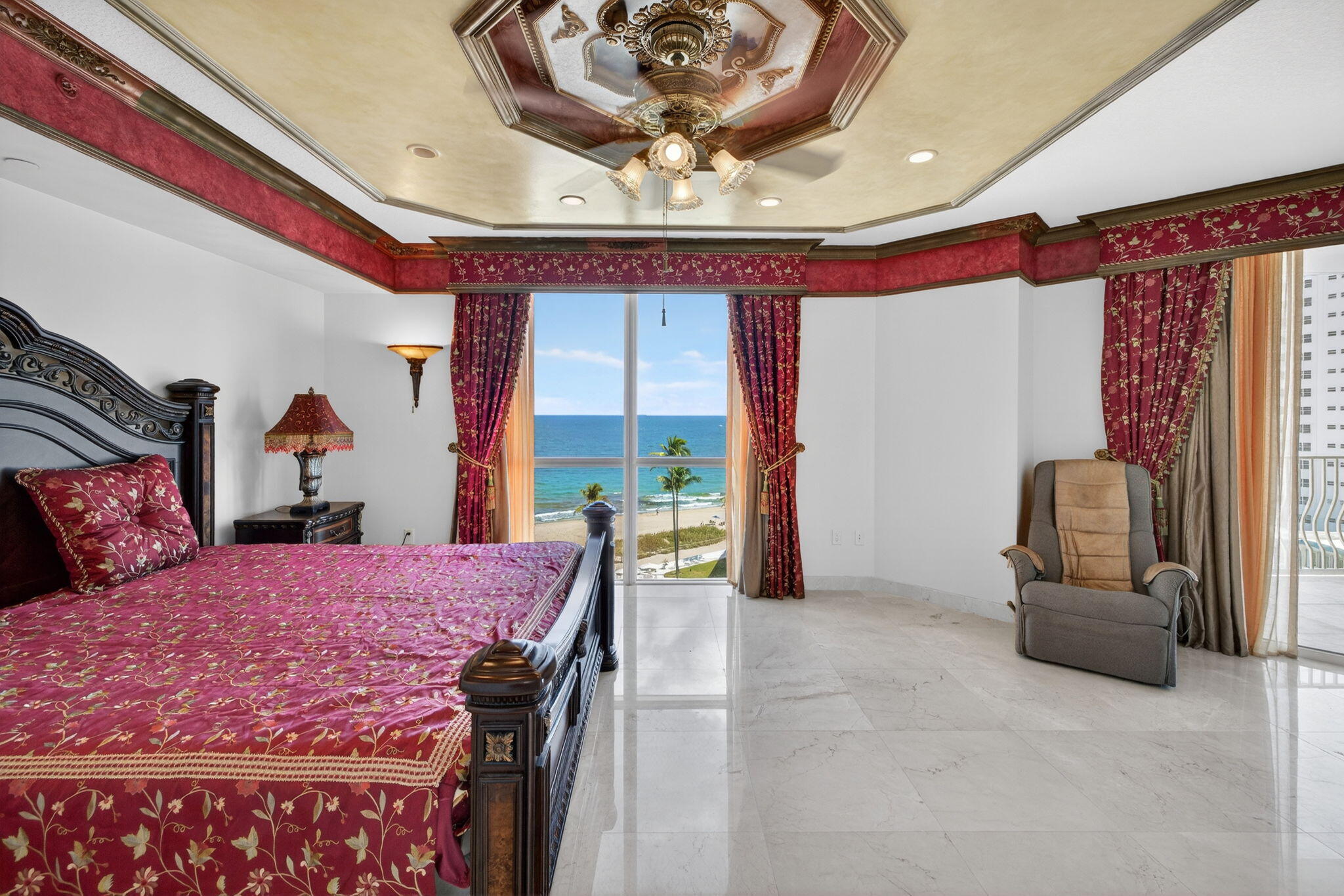 1460 S Ocean Blvd 701, Lauderdale-By-The-Sea Unit: 701