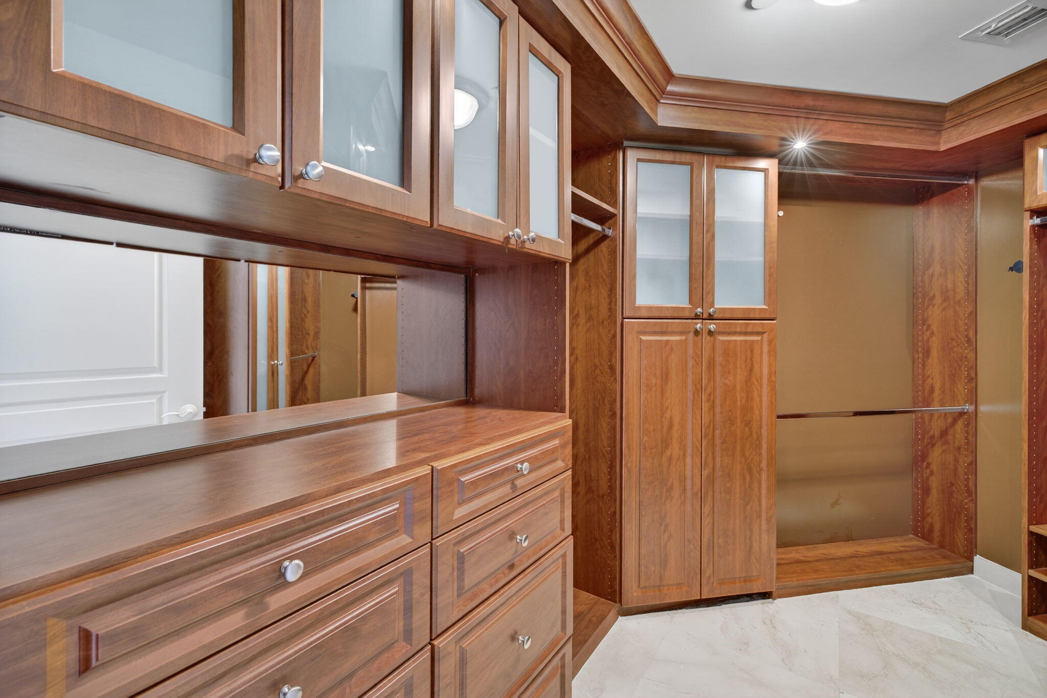 1460 S Ocean Blvd 701, Lauderdale-By-The-Sea Unit: 701