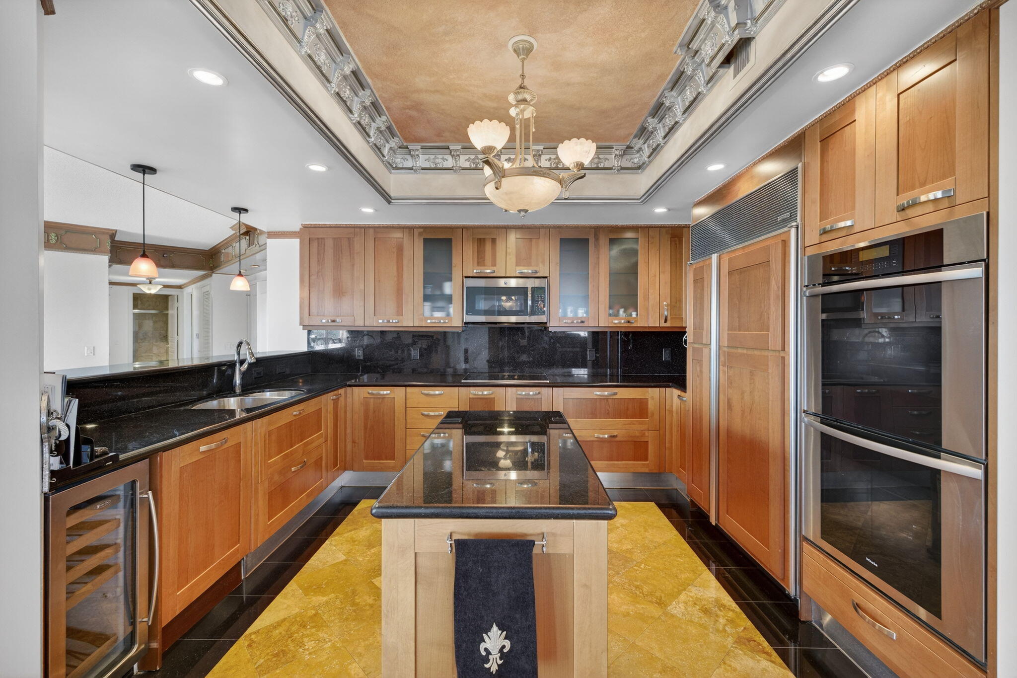 1460 S Ocean Blvd 701, Lauderdale-By-The-Sea Unit: 701