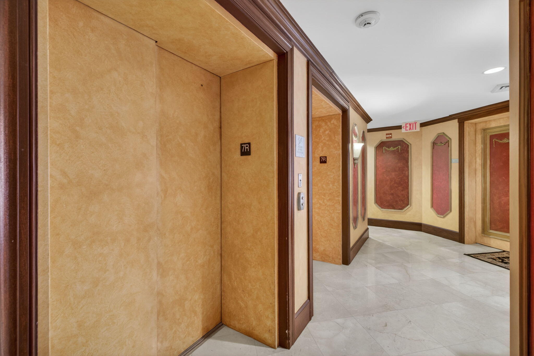 1460 S Ocean Blvd 701, Lauderdale-By-The-Sea Unit: 701