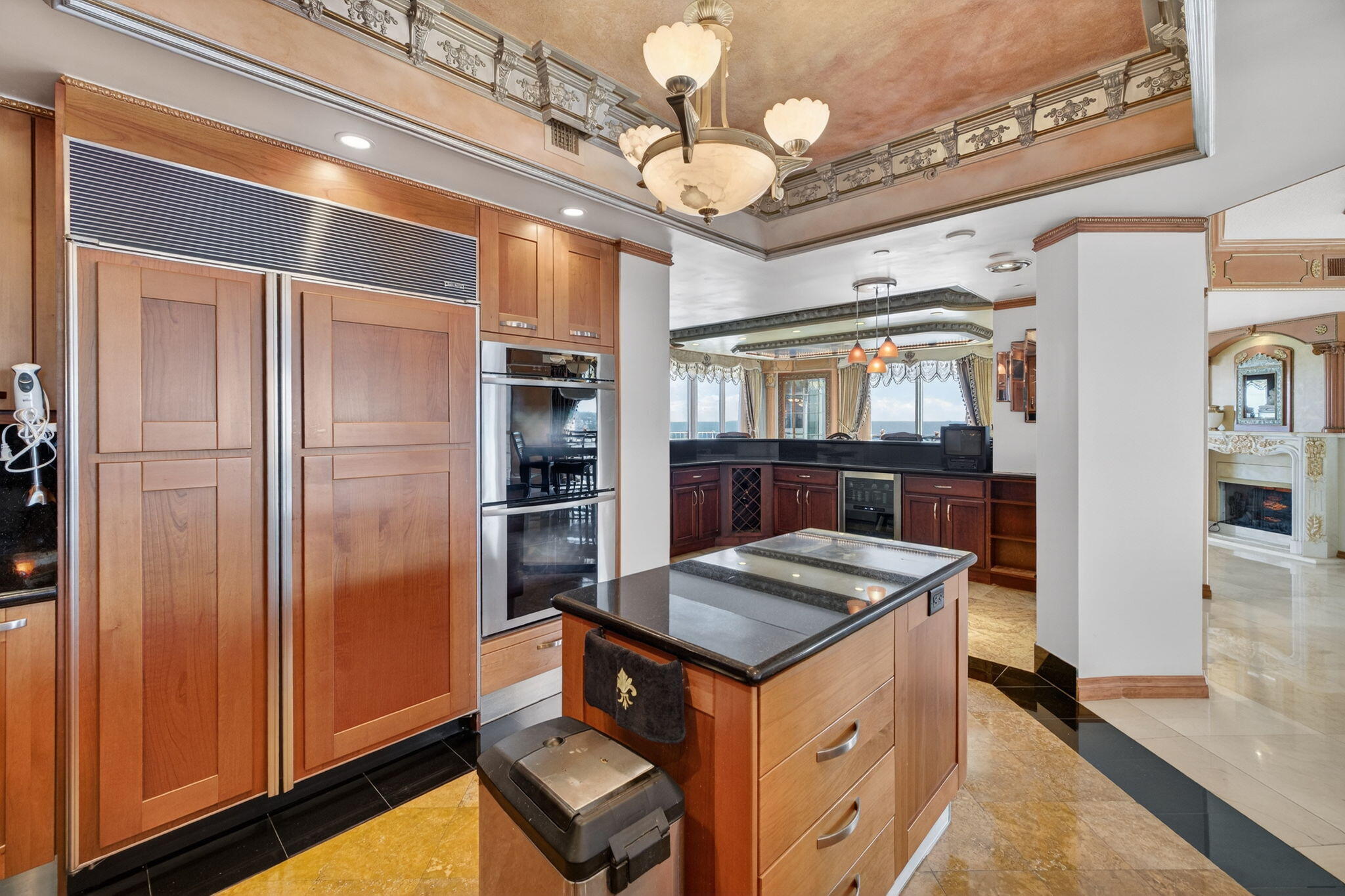 1460 S Ocean Blvd 701, Lauderdale-By-The-Sea Unit: 701