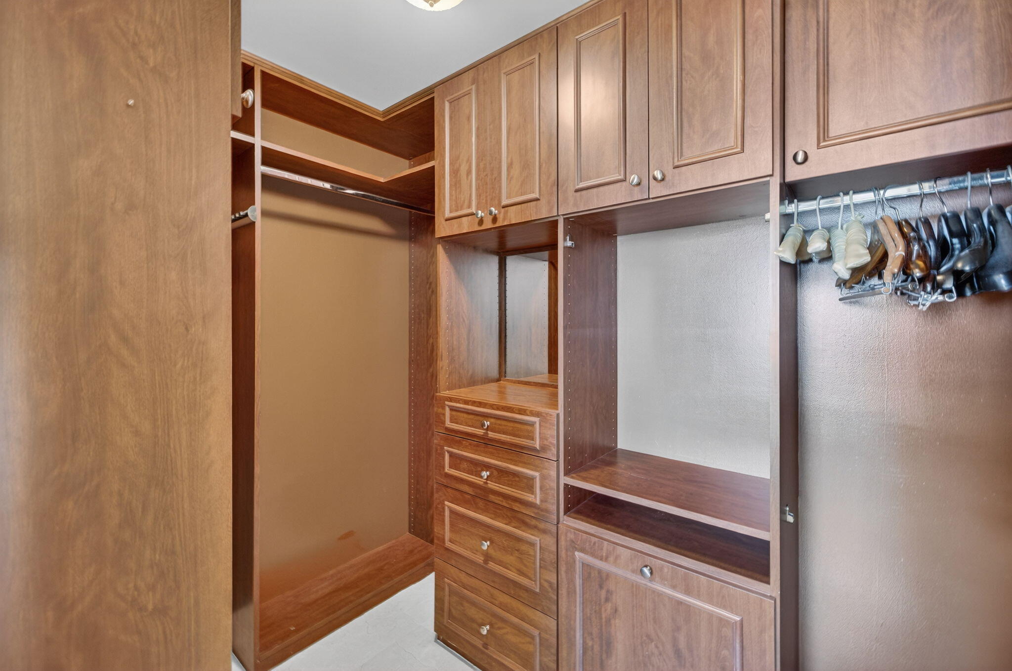 1460 S Ocean Blvd 701, Lauderdale-By-The-Sea Unit: 701