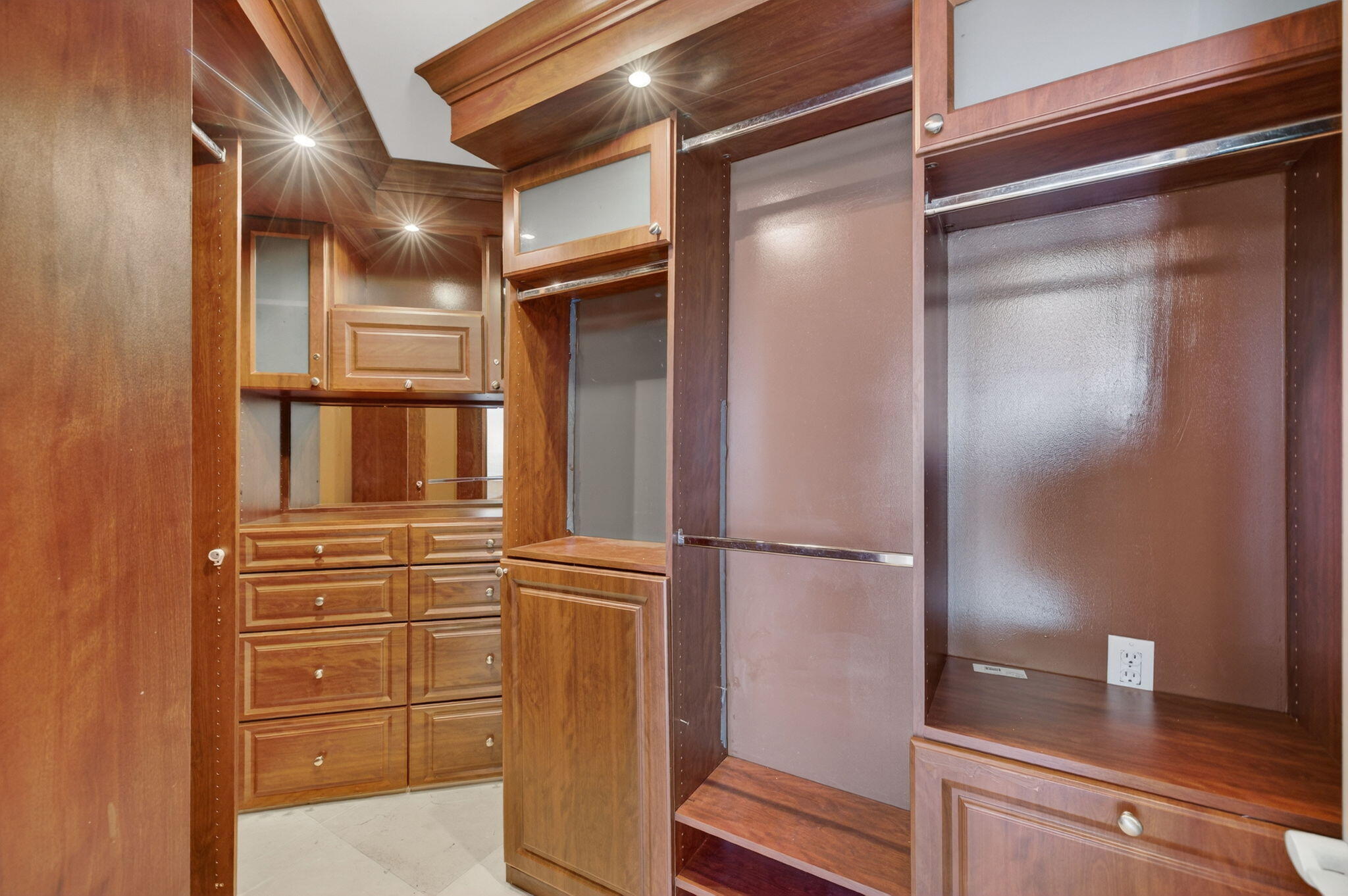 1460 S Ocean Blvd 701, Lauderdale-By-The-Sea Unit: 701