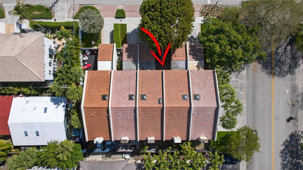 210 Washingtonia Ave, Lauderdale-By-The-Sea