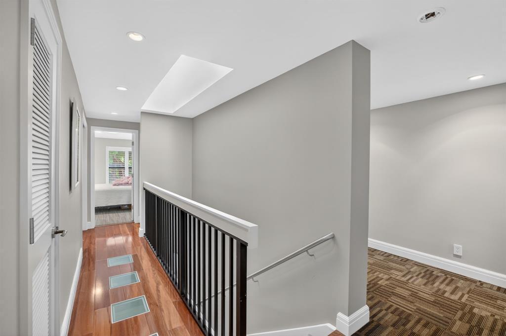 210 Washingtonia Ave, Lauderdale-By-The-Sea