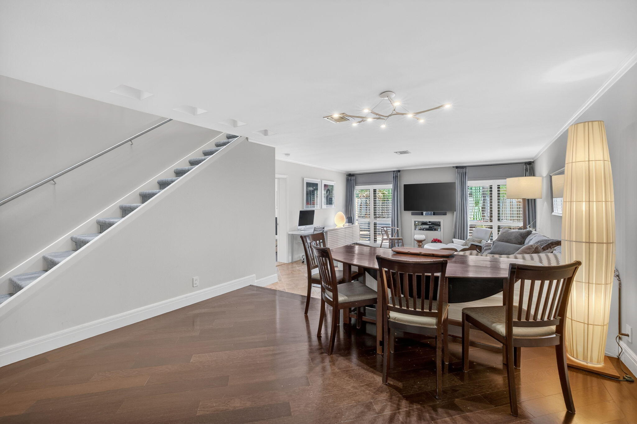 210 Washingtonia Ave, Lauderdale-By-The-Sea