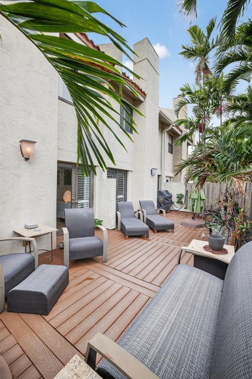 210 Washingtonia Ave, Lauderdale-By-The-Sea