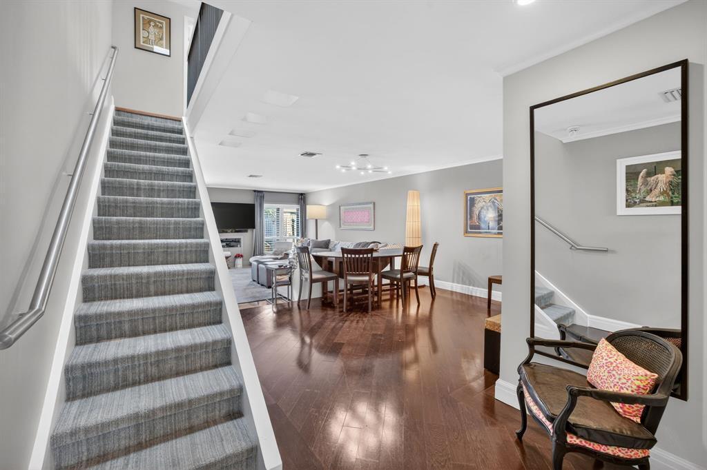 210 Washingtonia Ave, Lauderdale-By-The-Sea