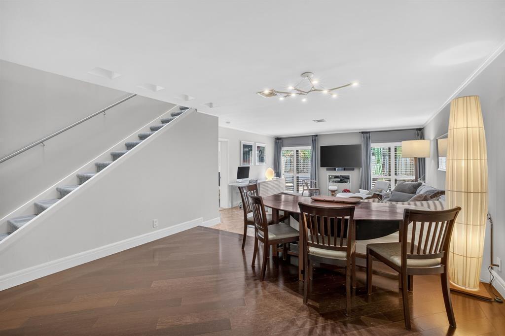 210 Washingtonia Ave, Lauderdale-By-The-Sea