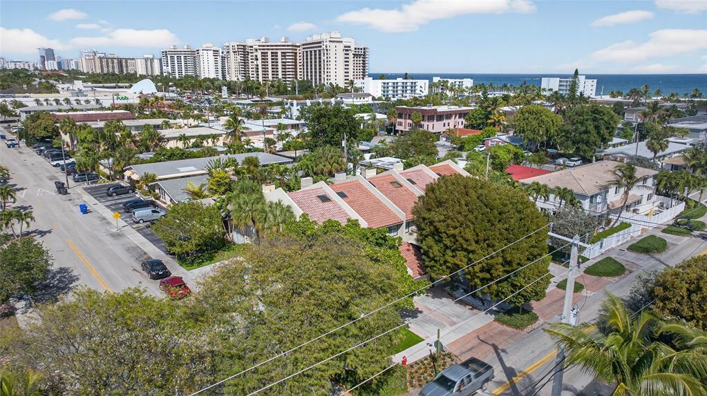210 Washingtonia Ave, Lauderdale-By-The-Sea