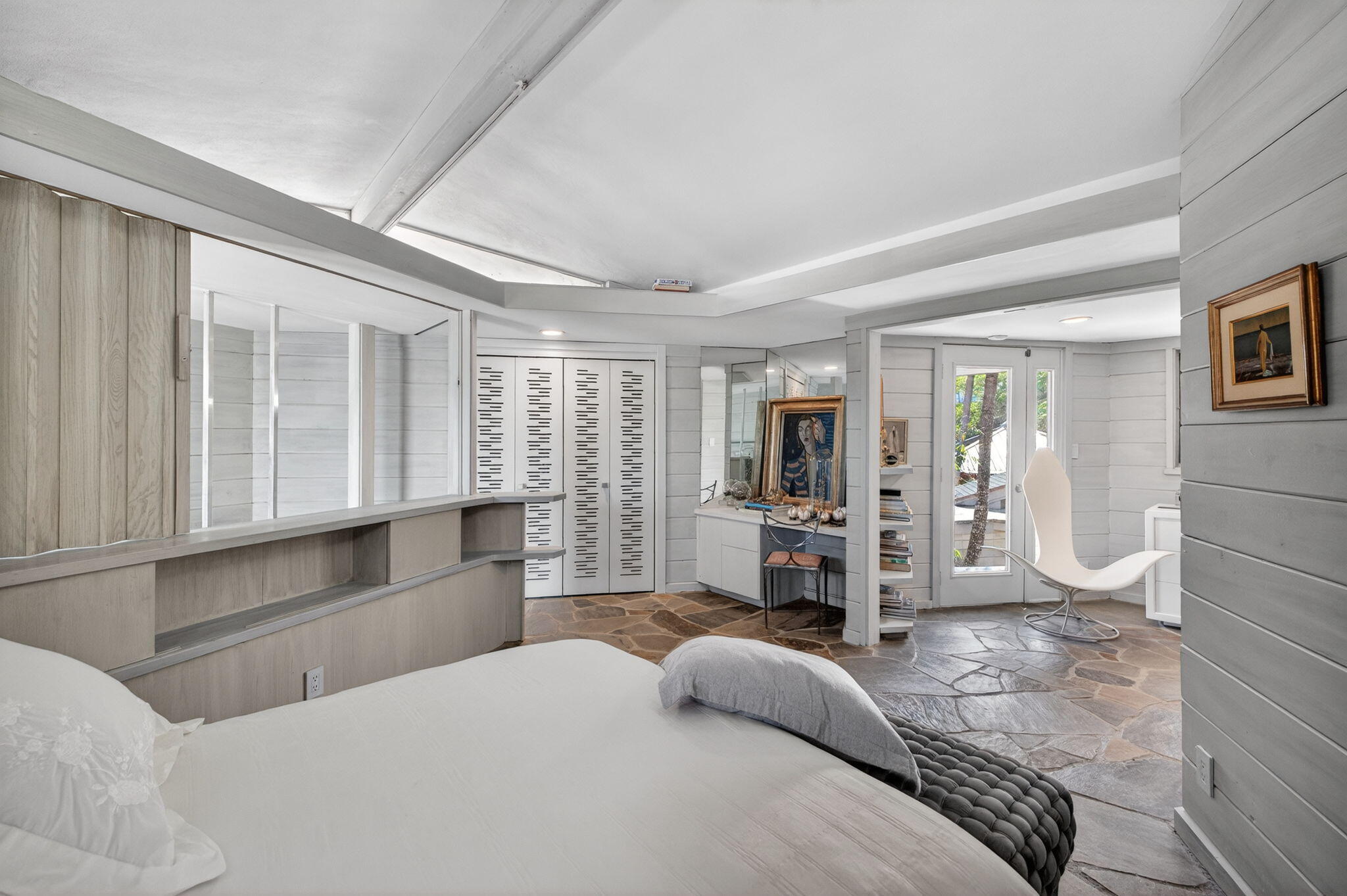 2040 Coral Reef Drive, Lauderdale-By-The-Sea