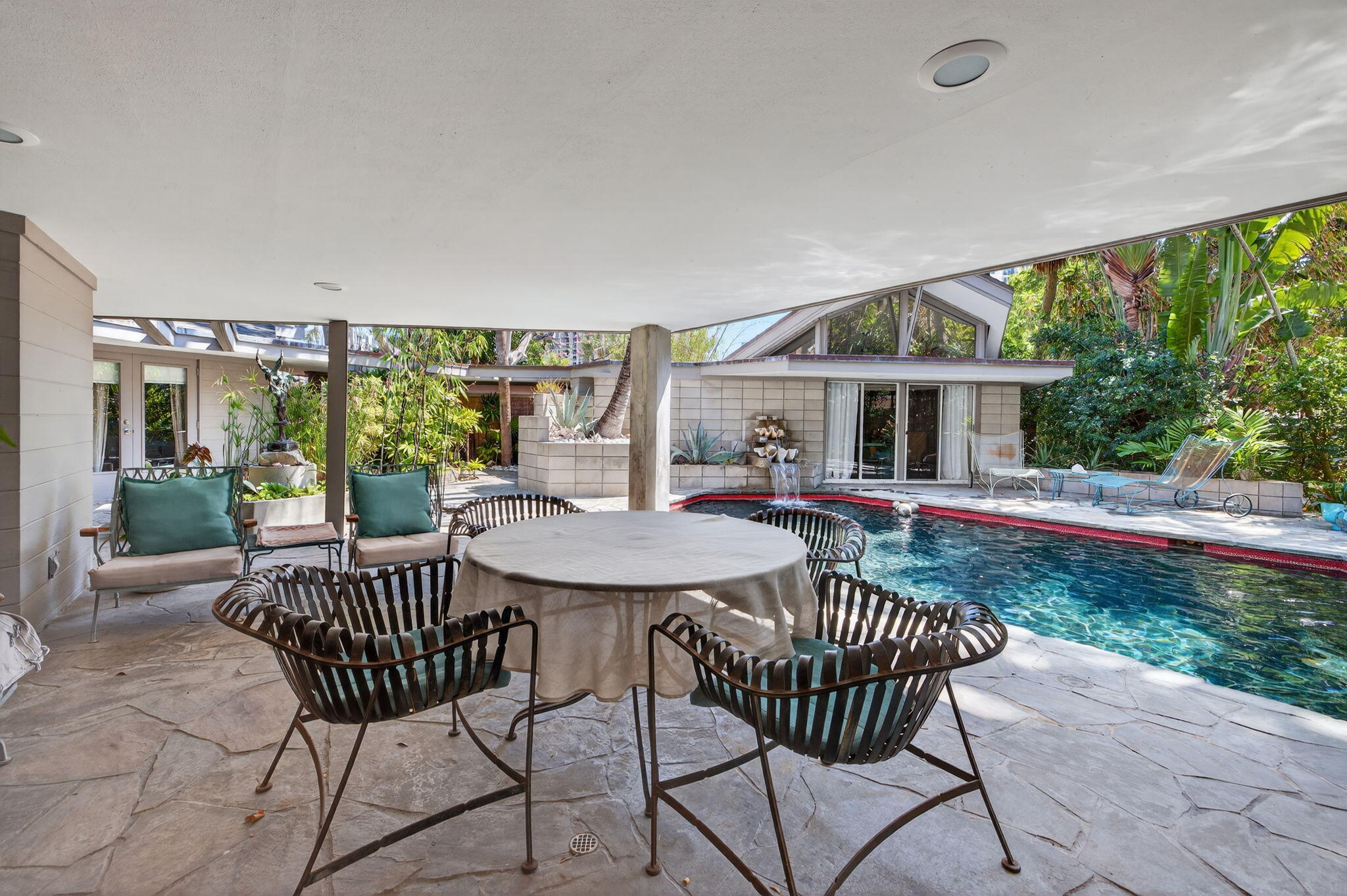 2040 Coral Reef Drive, Lauderdale-By-The-Sea