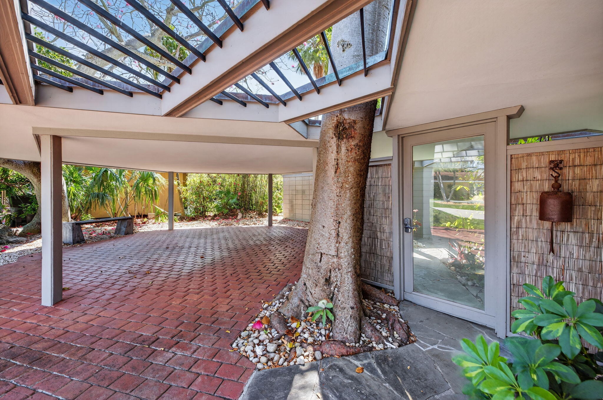 2040 Coral Reef Drive, Lauderdale-By-The-Sea