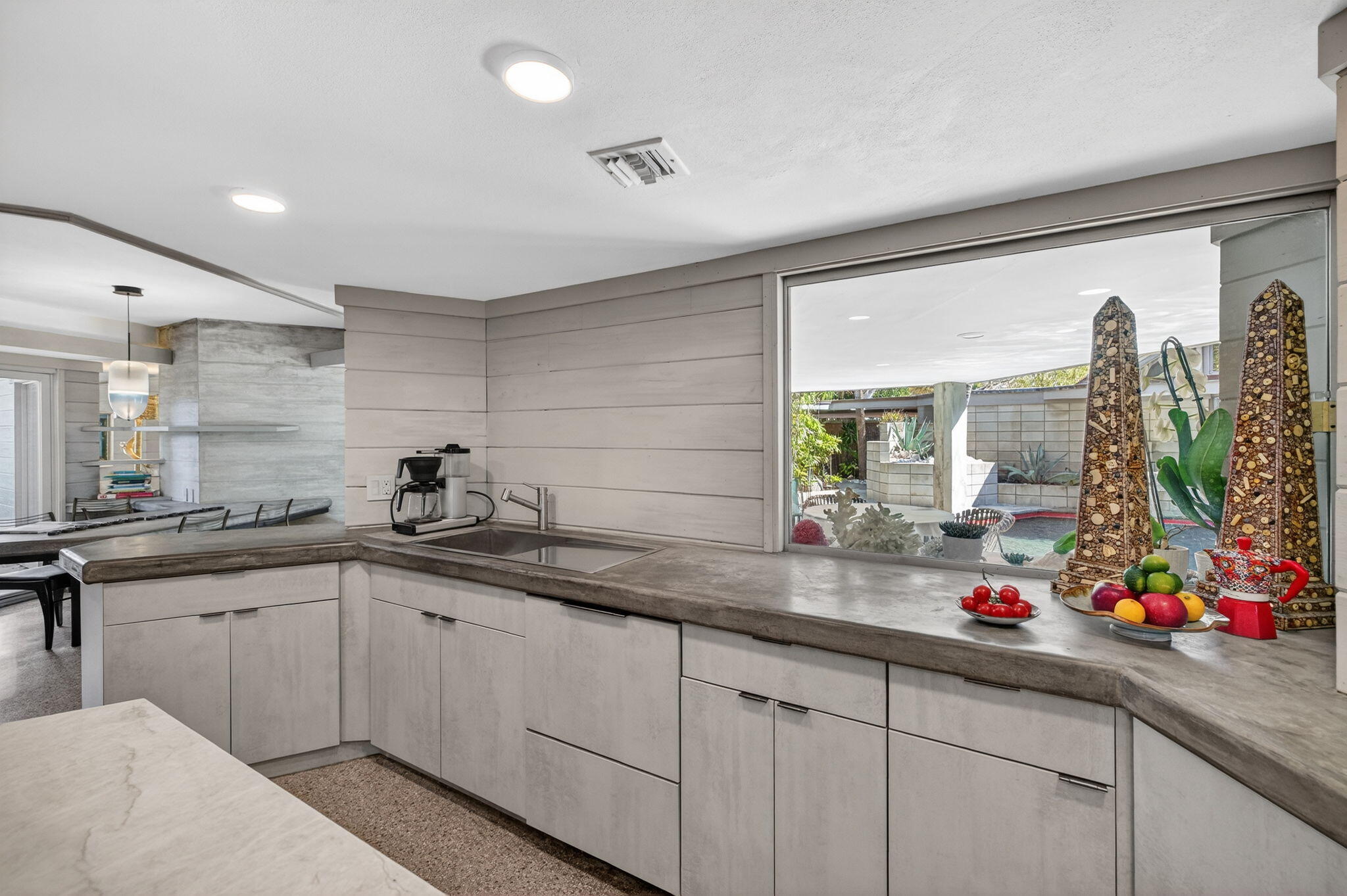 2040 Coral Reef Drive, Lauderdale-By-The-Sea