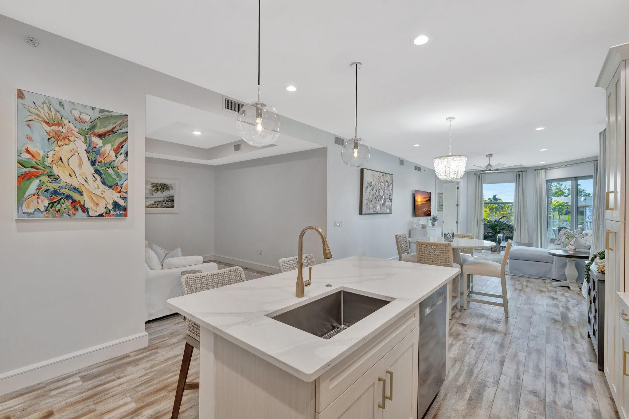 4511 El Mar Drive 210, Lauderdale-By-The-Sea Unit: 210