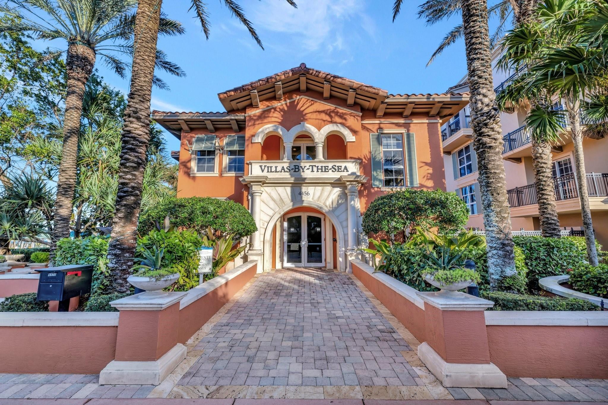 4511 El Mar Drive 210, Lauderdale-By-The-Sea Unit: 210