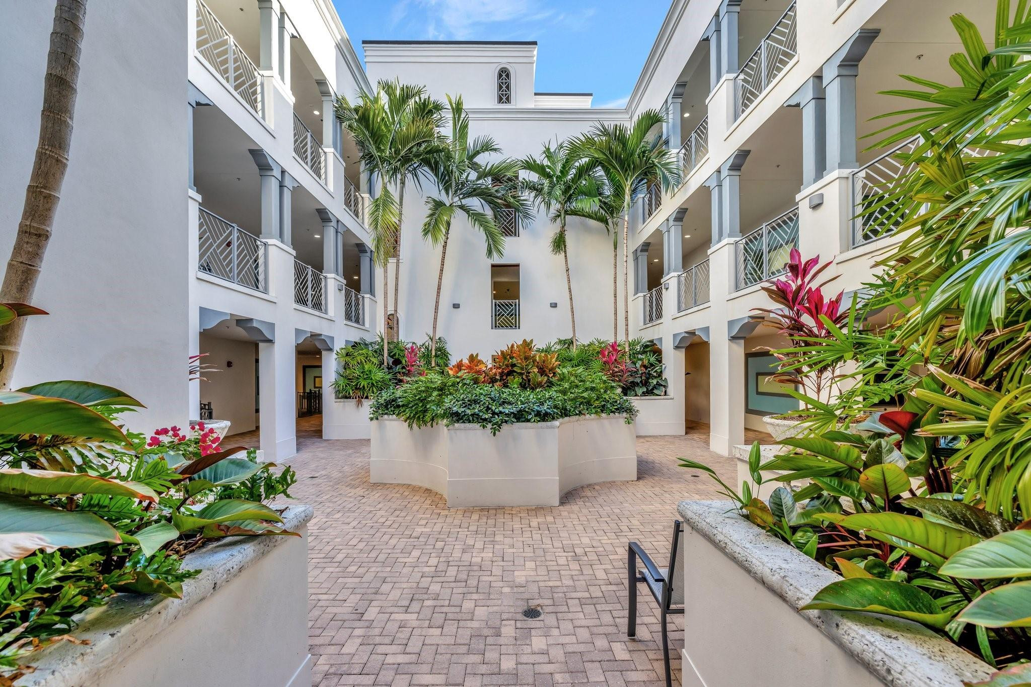 4511 El Mar Drive 210, Lauderdale-By-The-Sea Unit: 210
