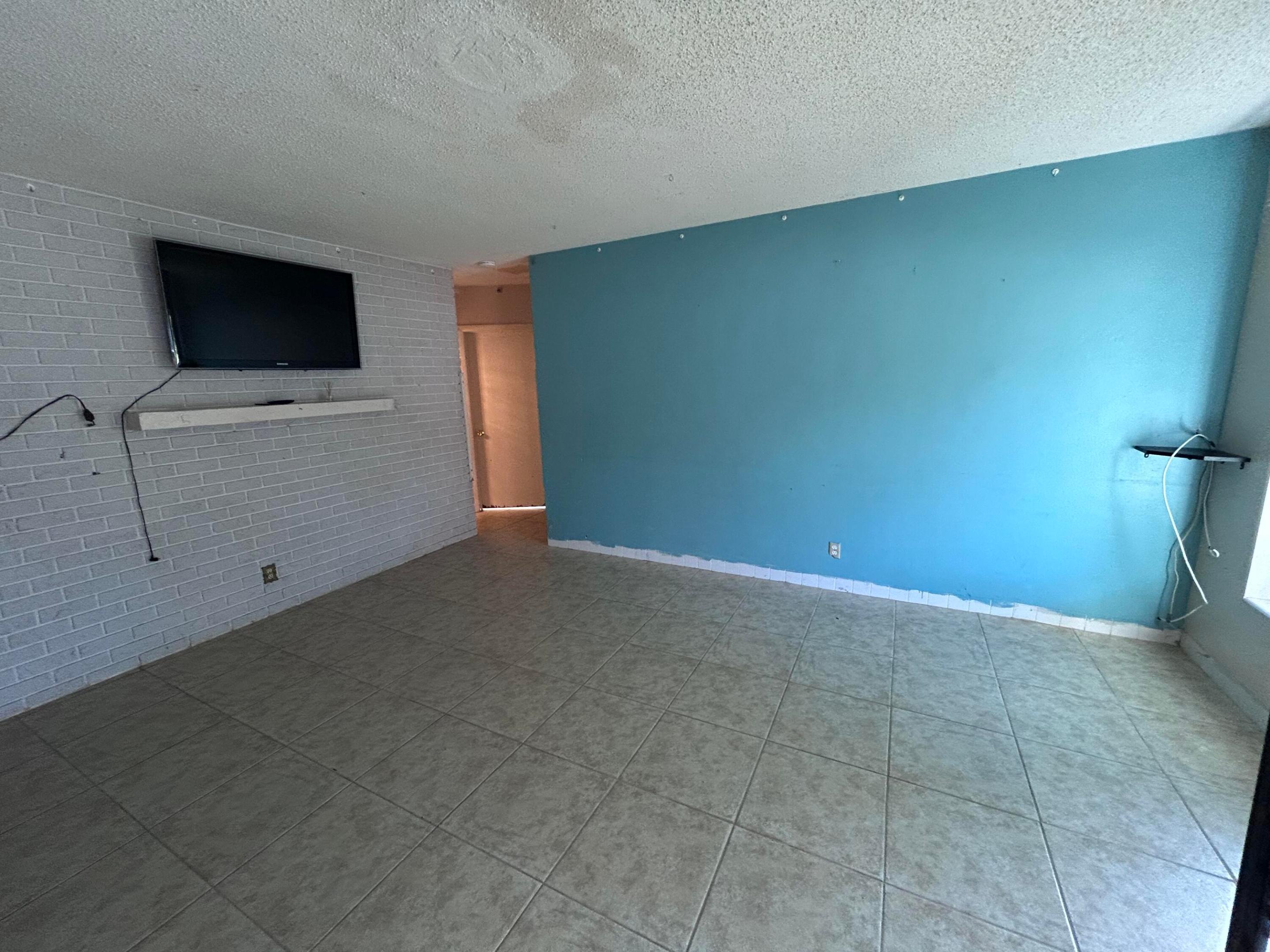 331 SE 5th Court