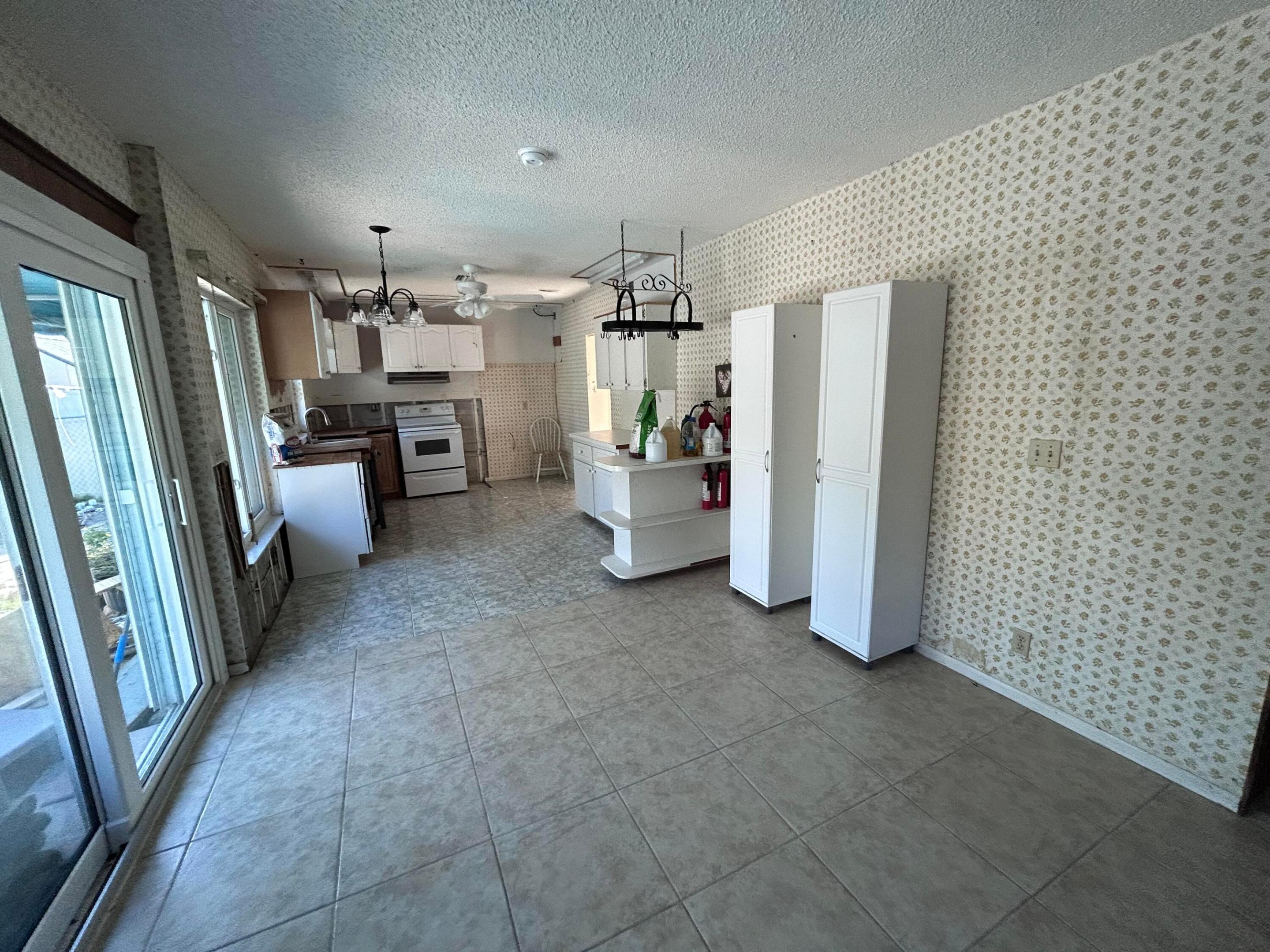 331 SE 5th Court