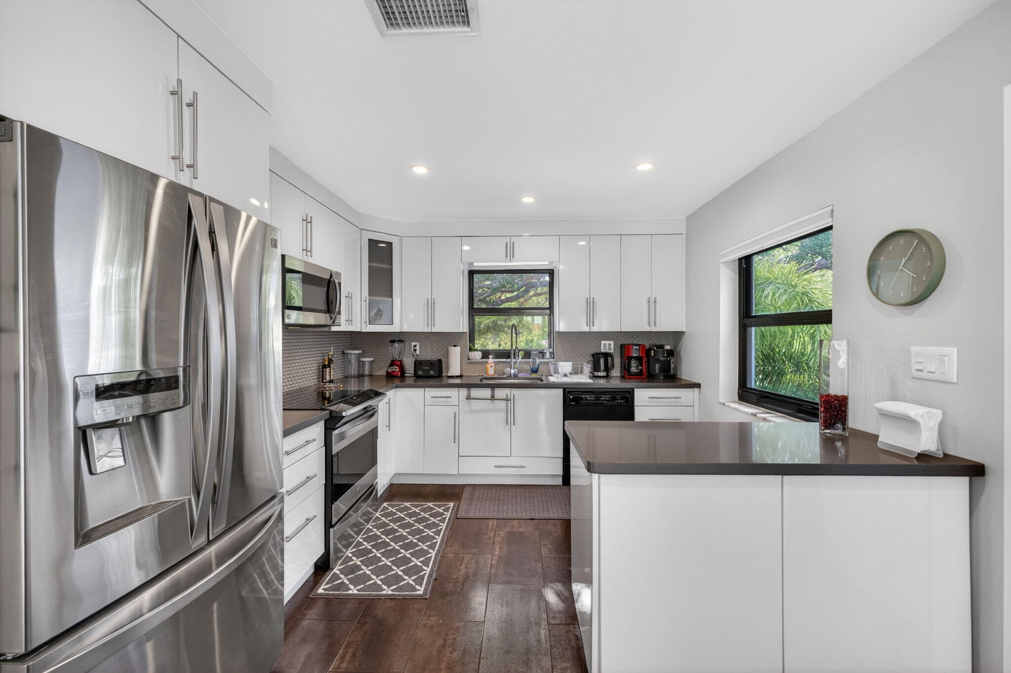 3250 NE 12th Street NE 6
