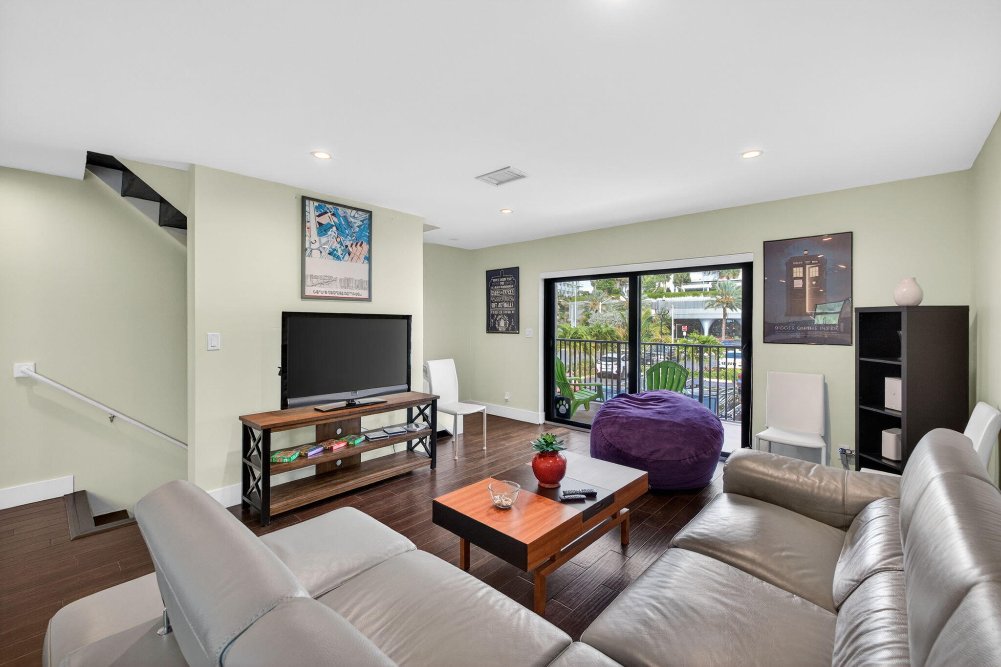 3250 NE 12th Street NE 6