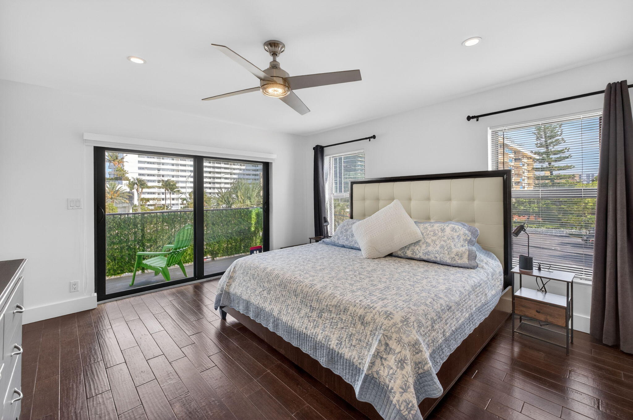 3250 NE 12th Street NE 6
