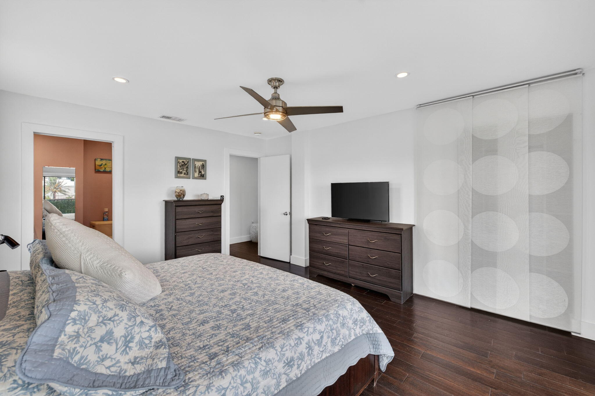 3250 NE 12th Street NE 6