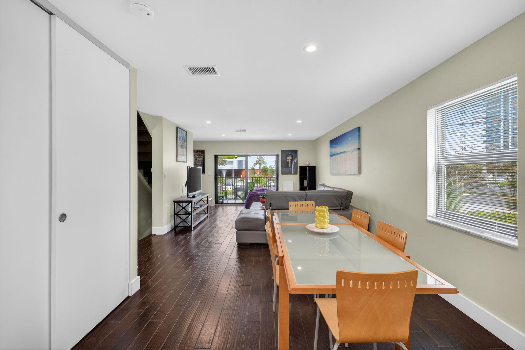 3250 NE 12th Street NE 6