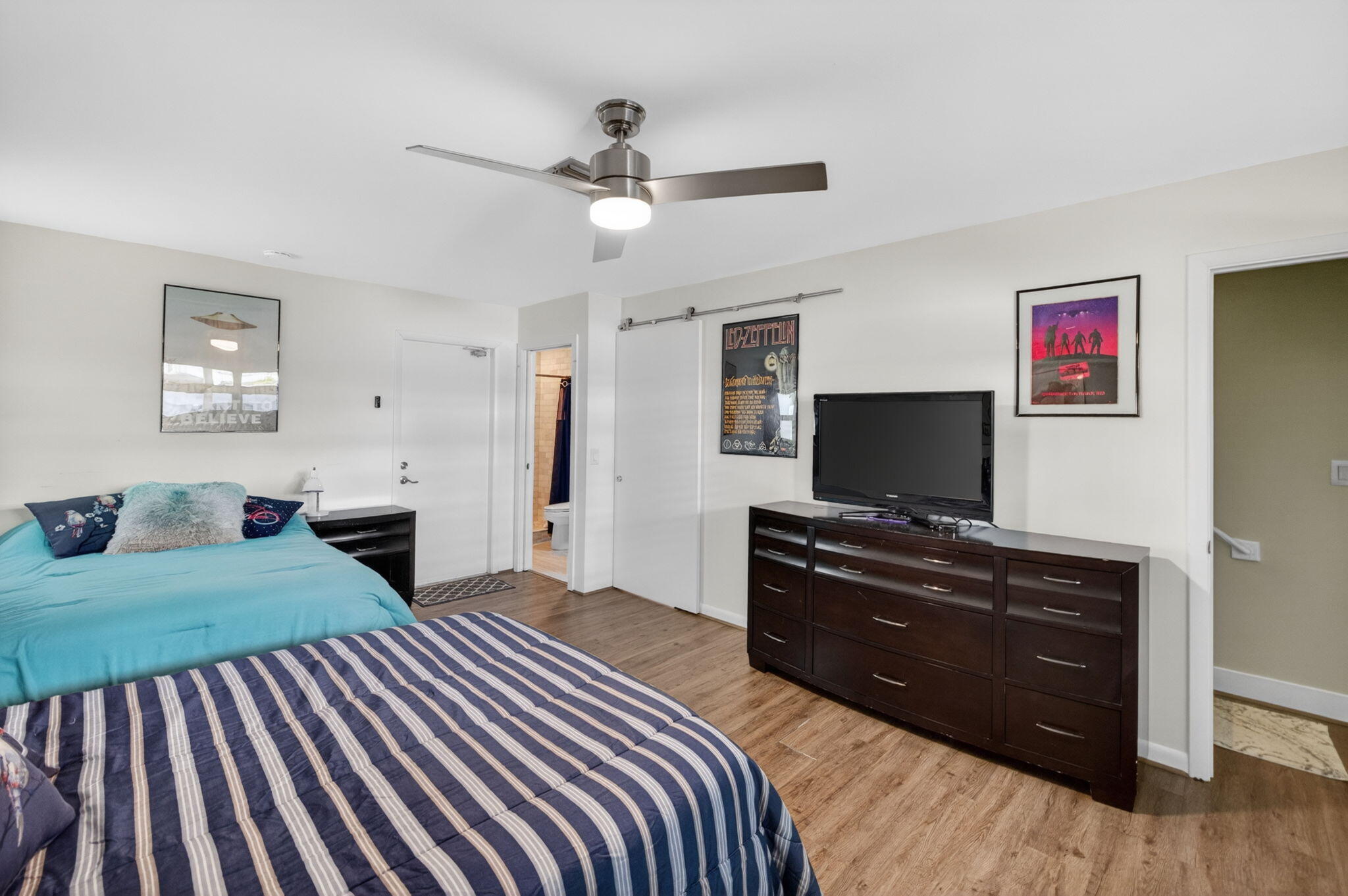 3250 NE 12th Street NE 6