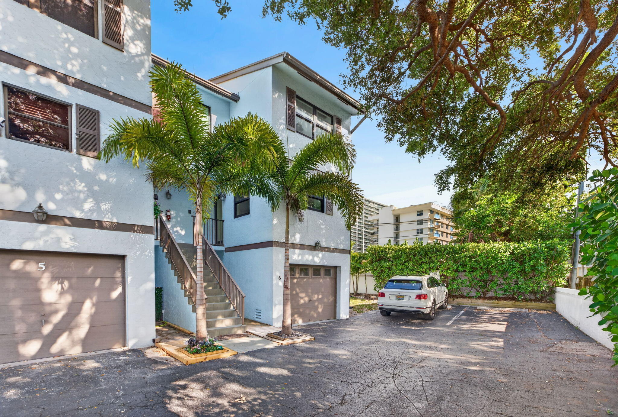 3250 NE 12th Street NE 6