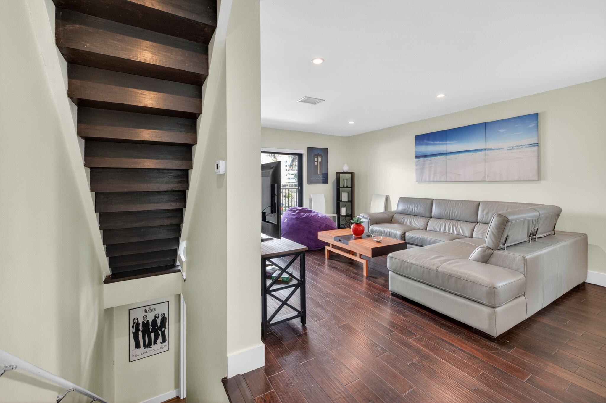 3250 NE 12th Street NE 6