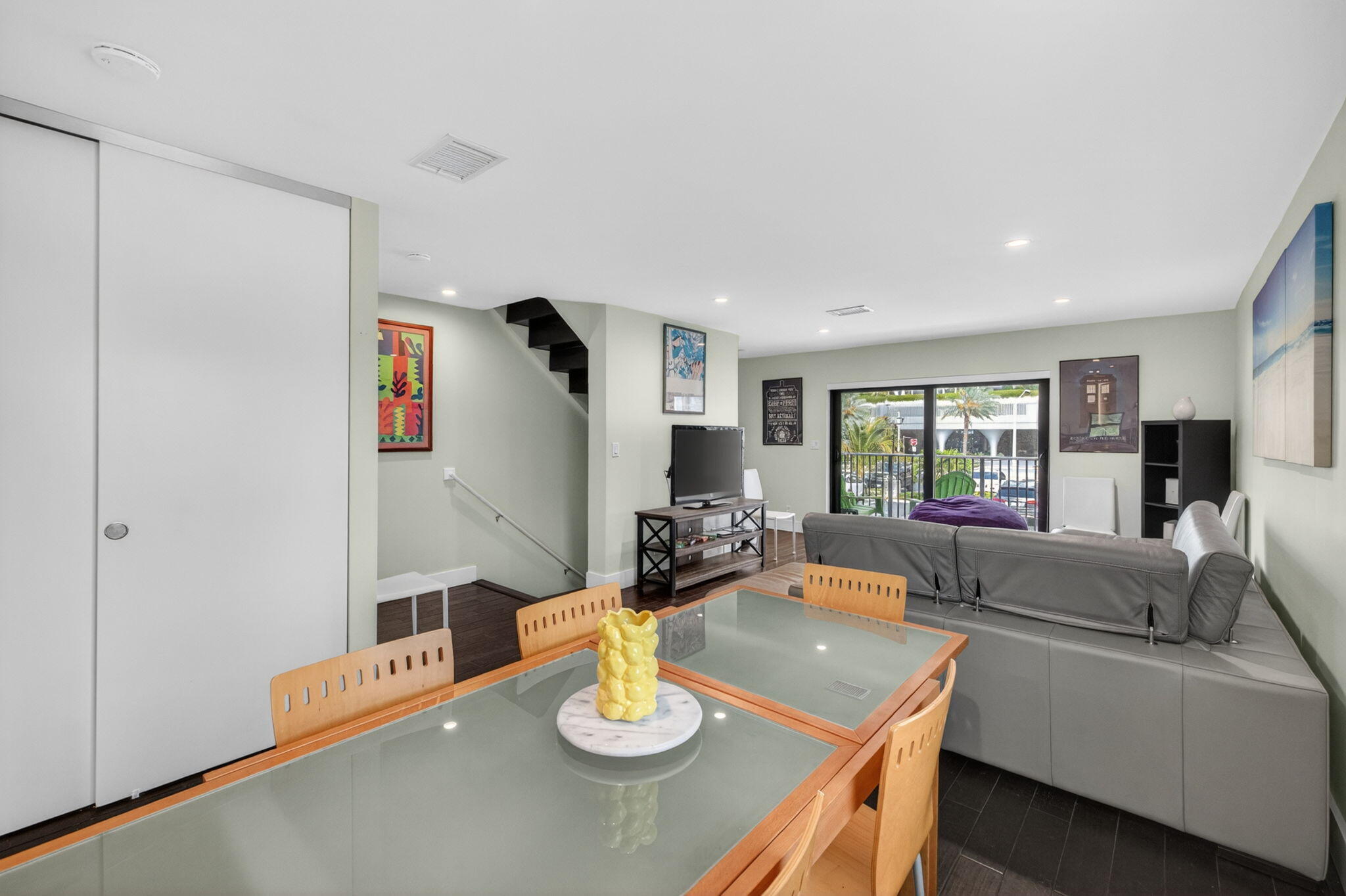 3250 NE 12th Street NE 6