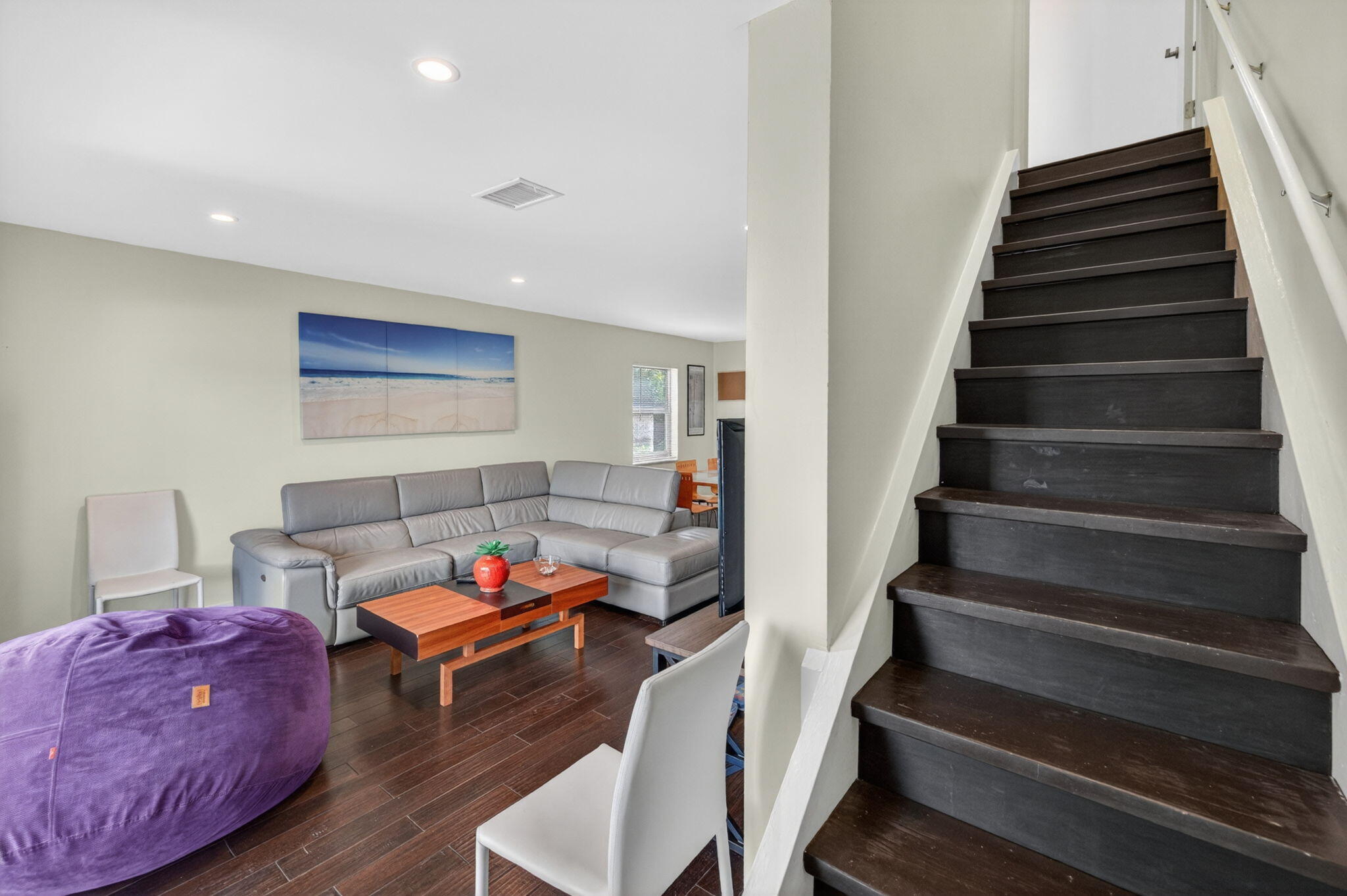 3250 NE 12th Street NE 6