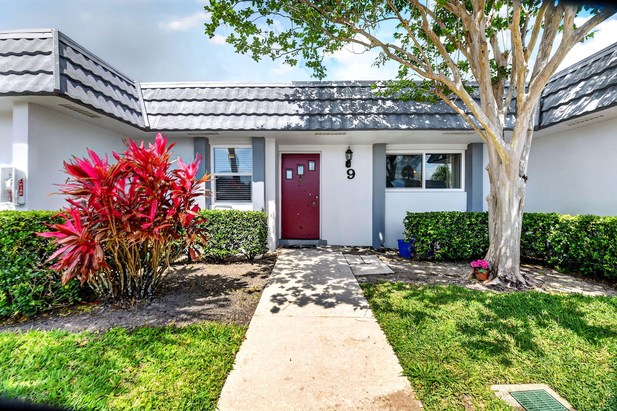 2886 E Fernley Dr Drive E 9