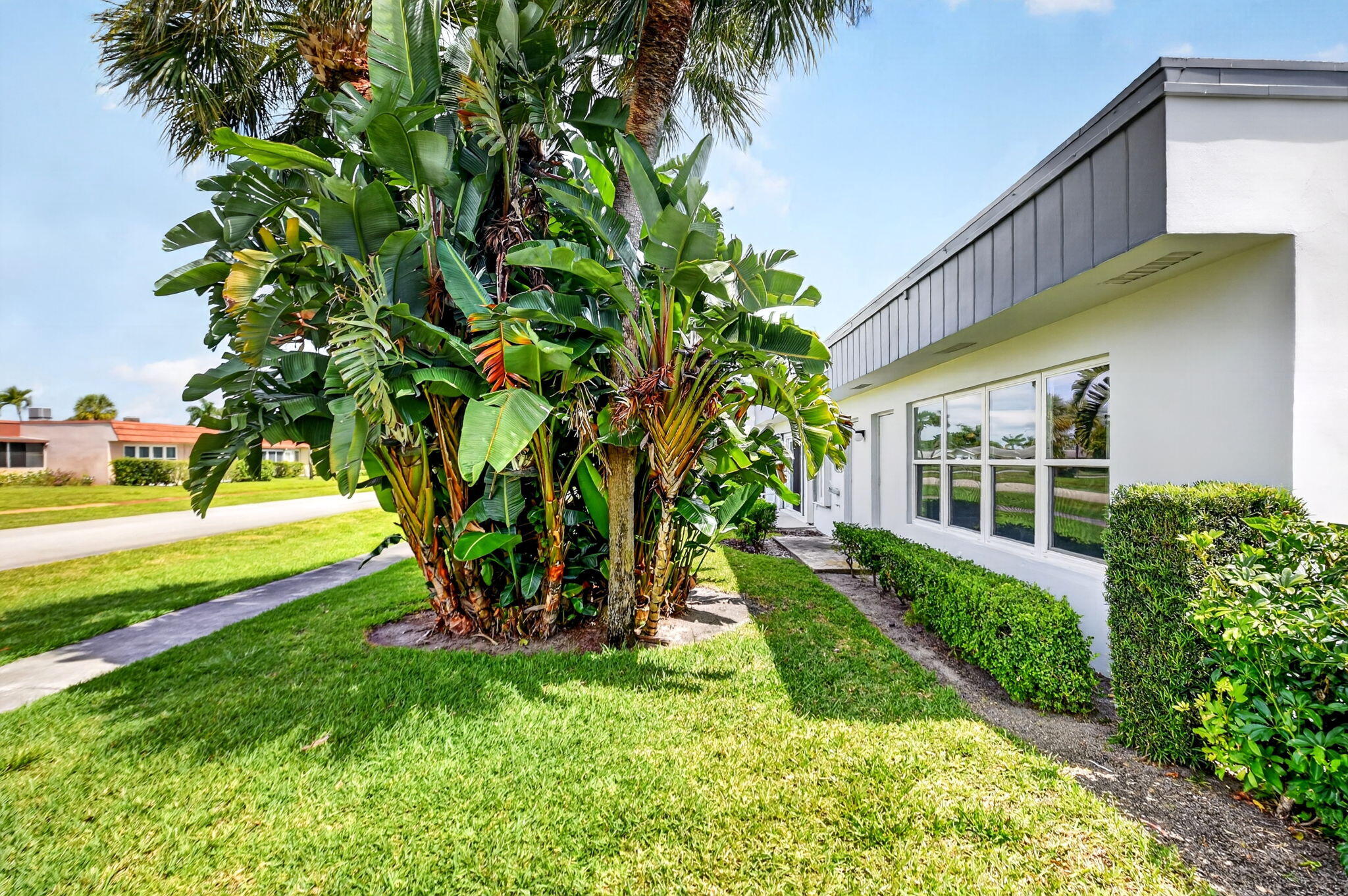 2886 E Fernley Dr Drive E 9
