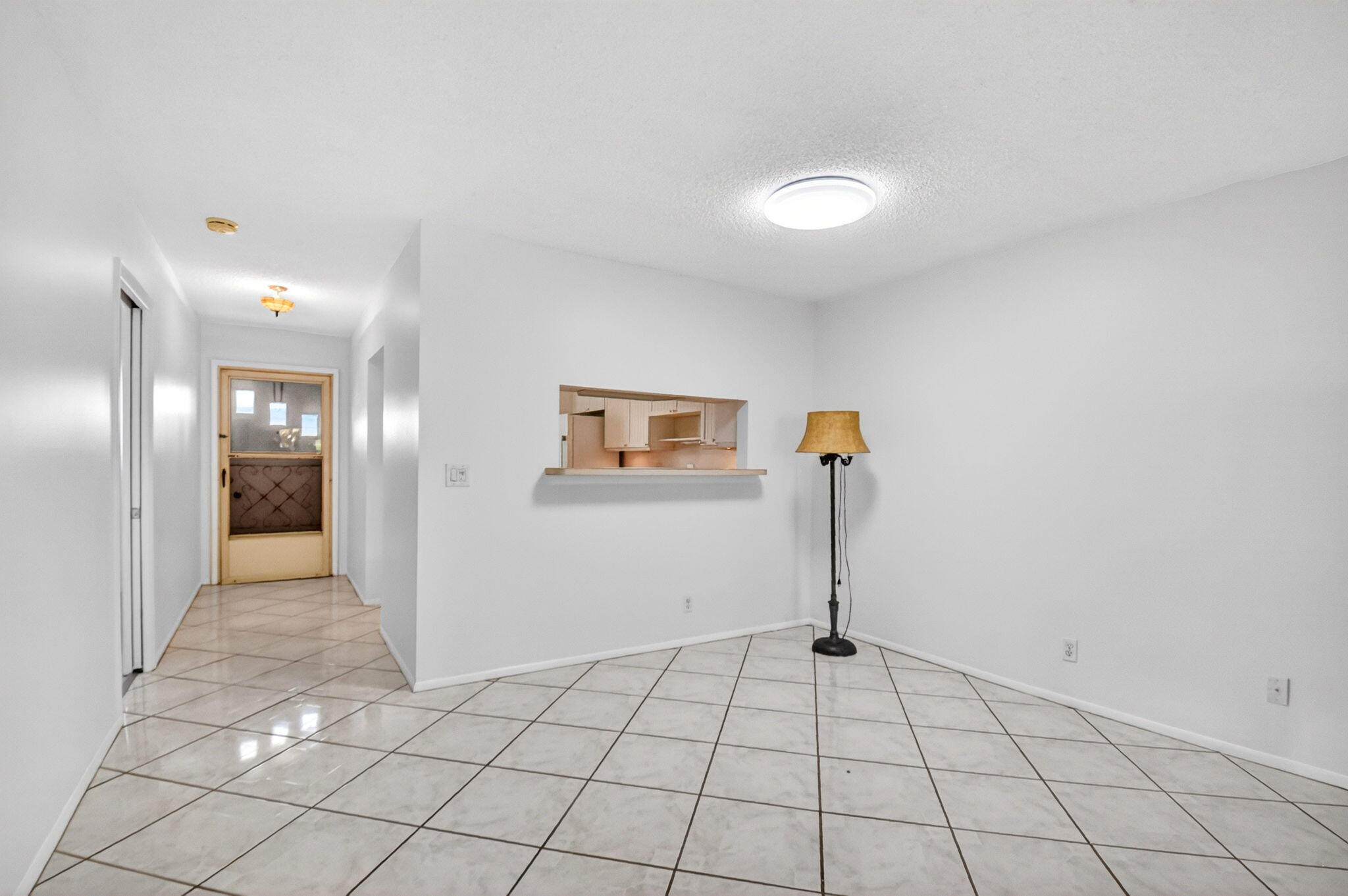 2886 E Fernley Dr Drive E 9