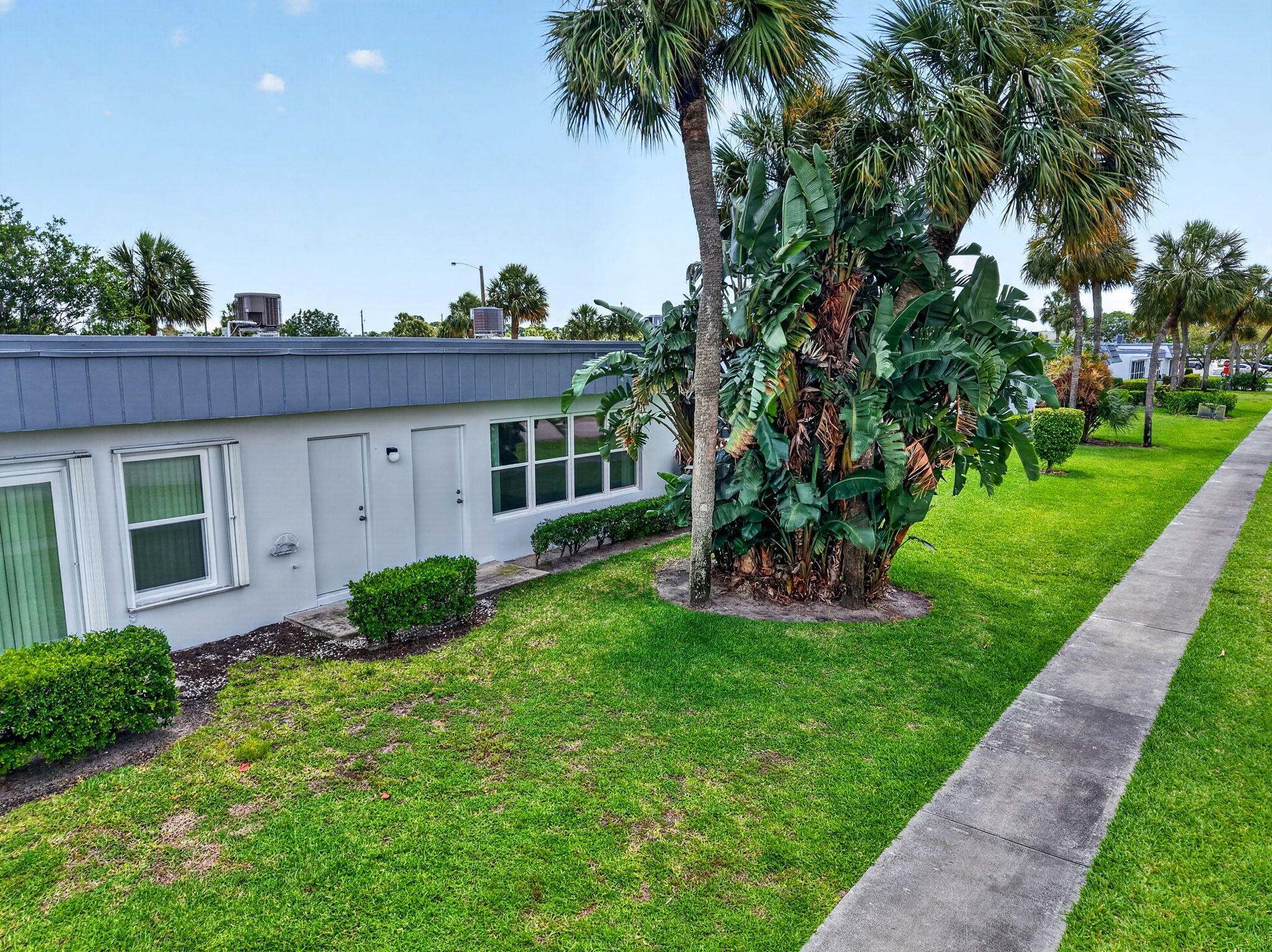2886 E Fernley Dr Drive E 9