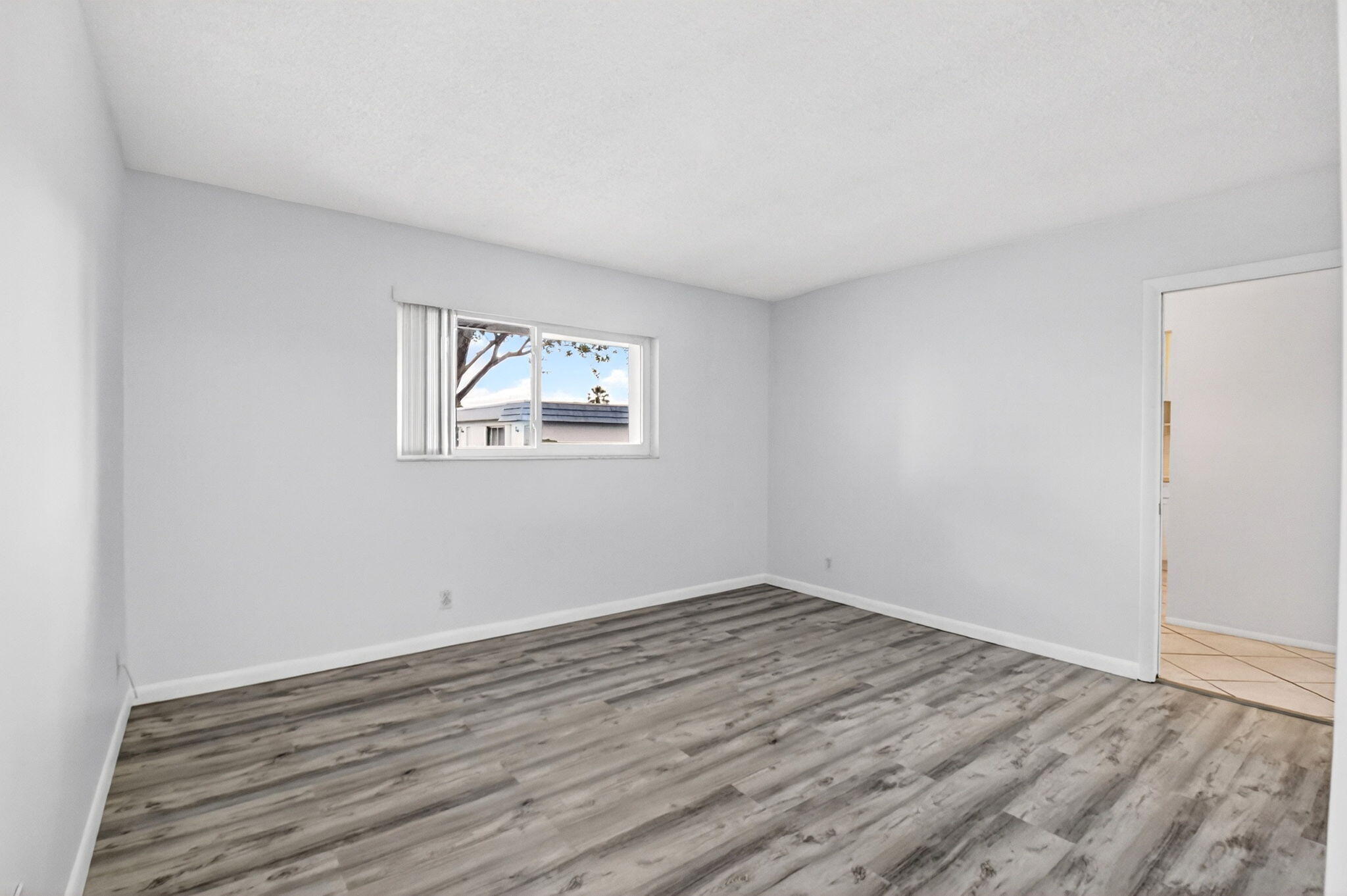 2886 E Fernley Dr Drive E 9