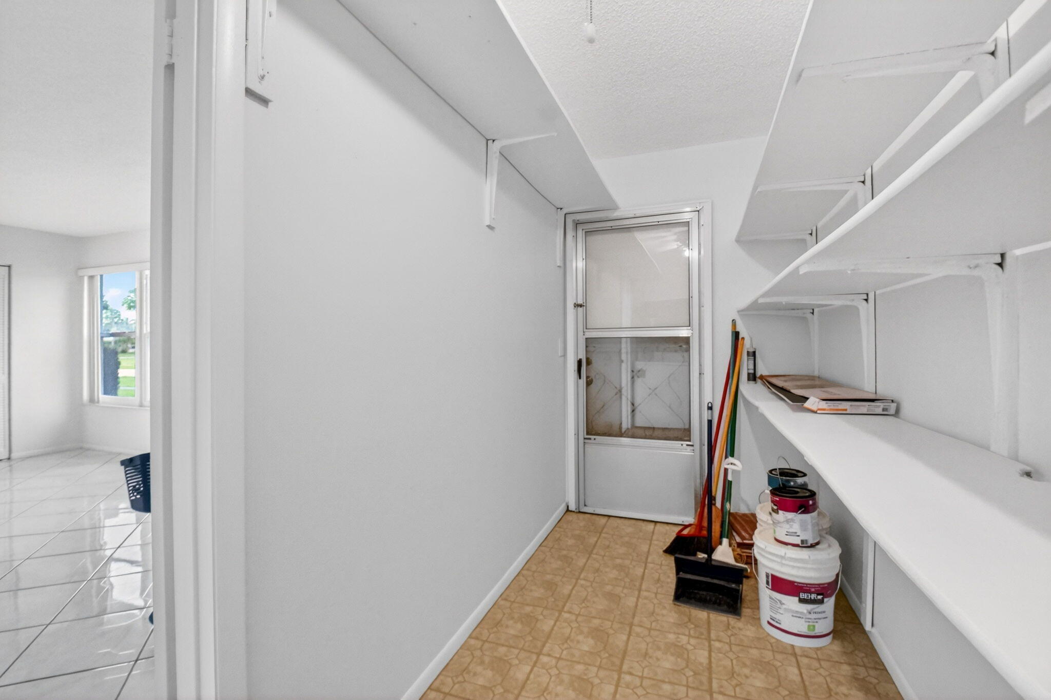 2886 E Fernley Dr Drive E 9