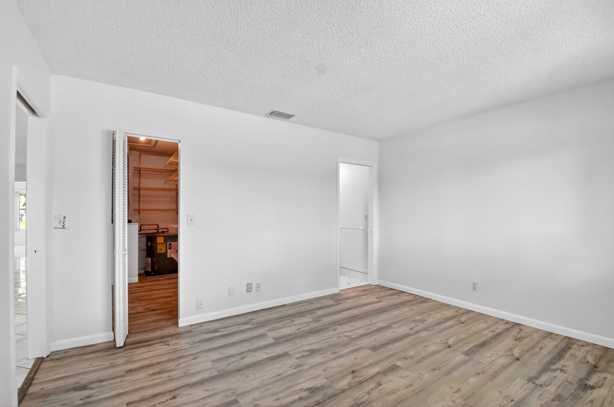 2886 E Fernley Dr Drive E 9