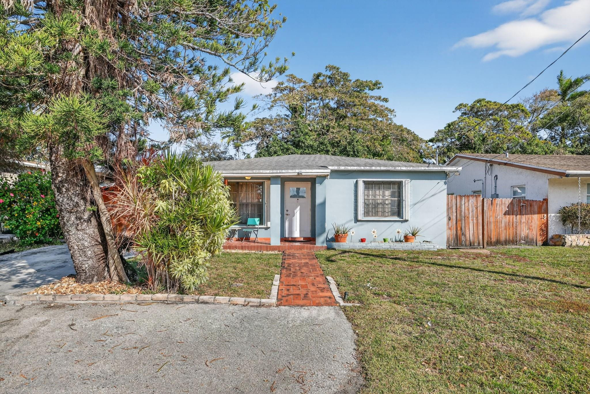 131 SW 7th Terrace