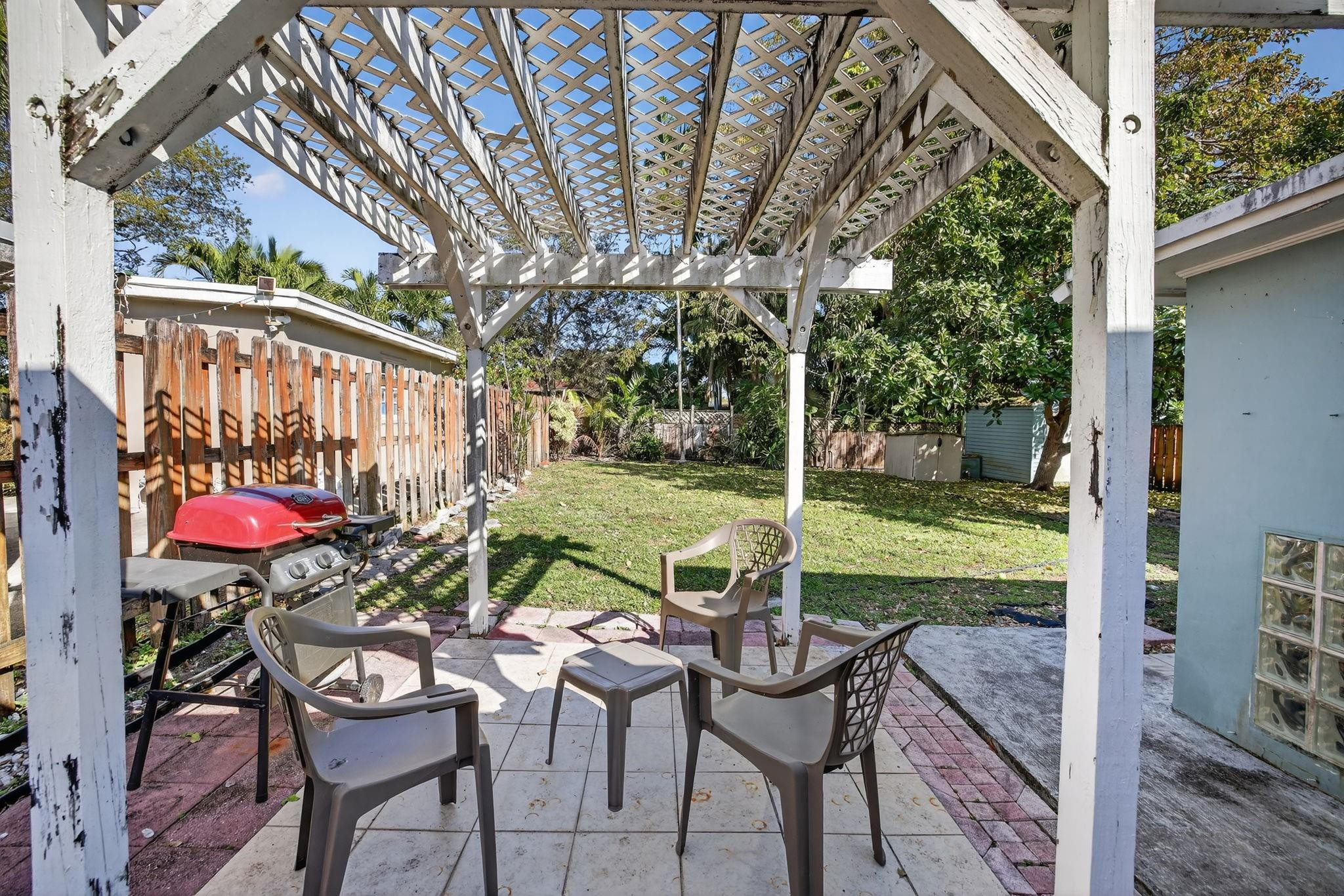 131 SW 7th Terrace