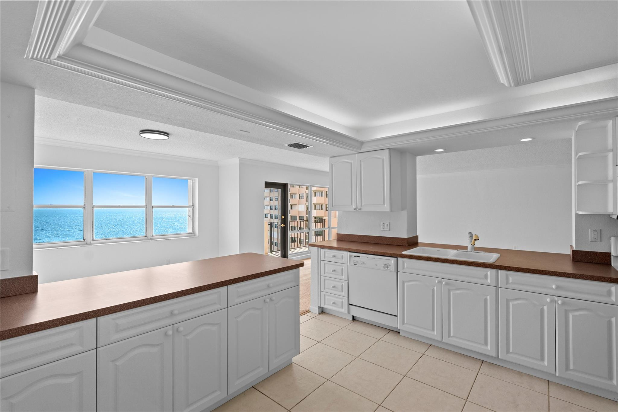 5100 N Ocean Boulevard 1116, Lauderdale-By-The-Sea Unit: 1116