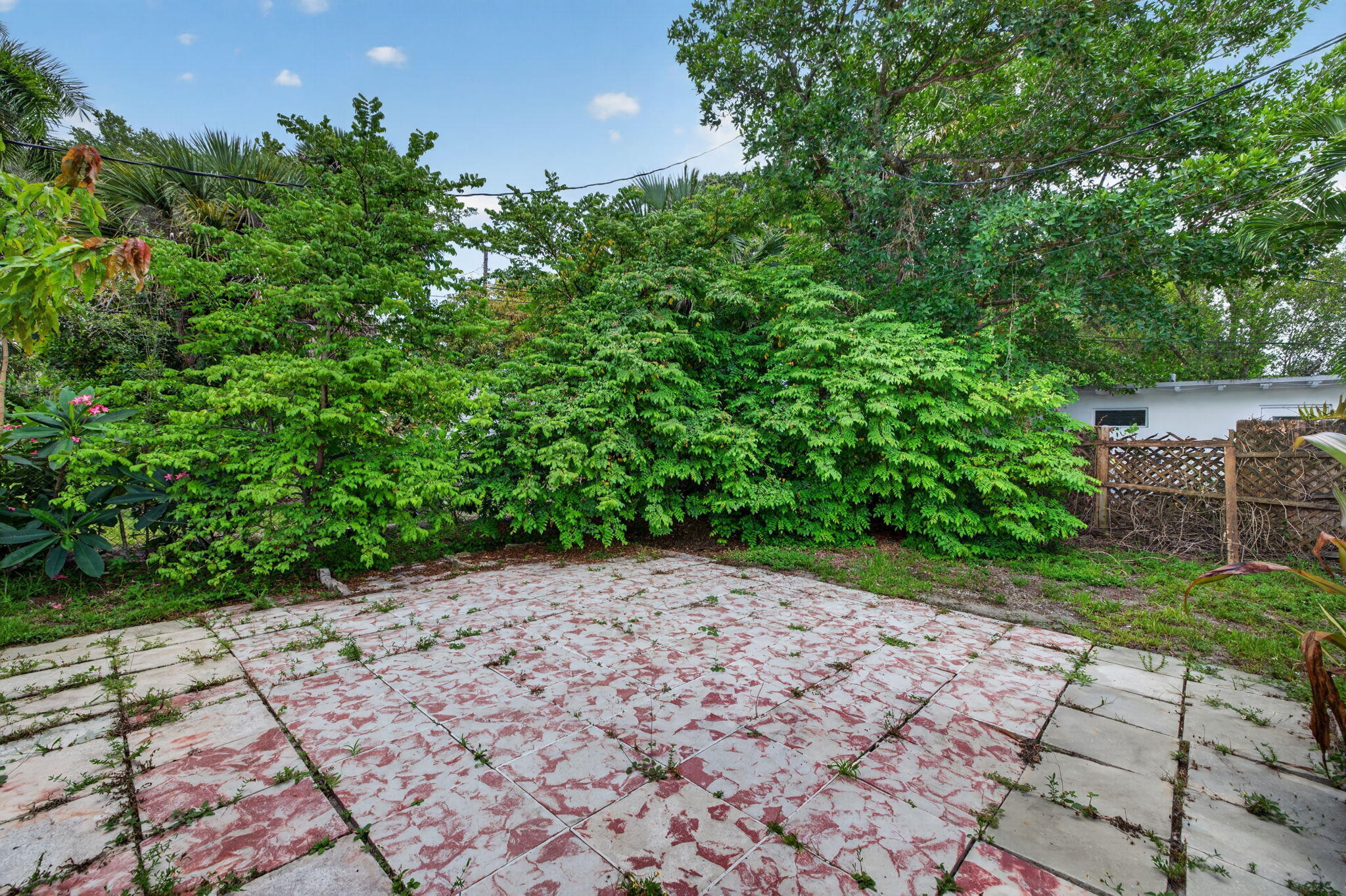 841 SW 18th Court